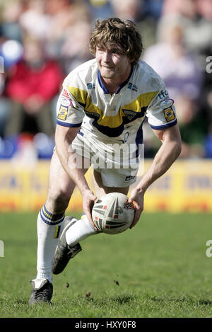 MARK GLEESON WARRINGTON LUPI RLFC Halliwell Jones Stadium WARRINGTON 10 Aprile 2005 Foto Stock