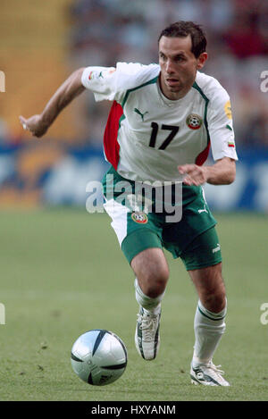 MARTIN PETROV BULGARIA VFL WOLFSBURG José Alvalade STADIUM LISBONA PORTOGALLO 15 Giugno 2004 Foto Stock