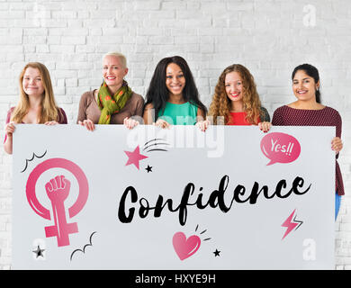 Il femminismo di uguaglianza di donne di fiducia a destra Foto Stock