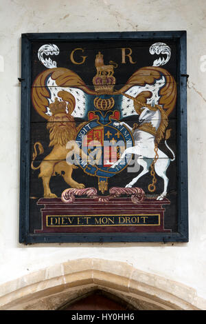 Stemma reale nella chiesa di San Pietro, grande Walsingham, Norfolk, Inghilterra, Regno Unito Foto Stock