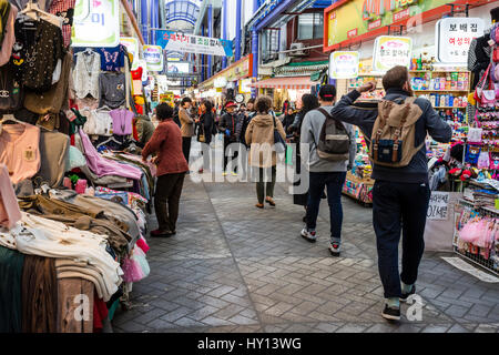 Bupyeong Ggangtong Mercato, Busan Gwangyeoksi, Corea del Sud Foto Stock