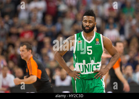 A Belgrado, in Serbia. Il 31 marzo, 2017. Ketih Langford #5 di Unics Kazan in azione durante il 2016/2017 Turkish Airlines Eurolega Regular Season Round 29 gioco tra Crvena Zvezda Belgrado MTS e Unics Kazan all Arena Kombank il 31 marzo 2017 a Belgrado in Serbia. © Nikola Krstic/Alamy Live News Foto Stock