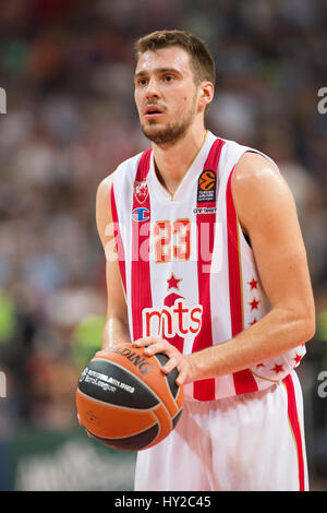 A Belgrado, in Serbia. Il 31 marzo, 2017. Marko Guduric, #23 del Crvena Zvezda mts Belgradein azione durante il 2016/2017 Turkish Airlines Eurolega Regular Season Round 29 gioco tra Crvena Zvezda Belgrado MTS e Unics Kazan all Arena Kombank il 31 marzo 2017 a Belgrado in Serbia. © Nikola Krstic/Alamy Live News Foto Stock