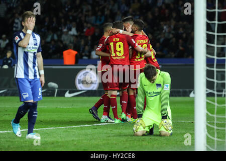 Berlino, Germania. 31 Mar, 2017. Hoffenheim i giocatori di celebrare durante un match della Bundesliga contro Hertha Berlino, capitale della Germania, Marzo 31, 2017. Hoffenheim ha vinto 3-1. Credito: Shan Yuqi/Xinhua/Alamy Live News Foto Stock