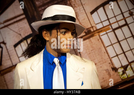 Amsterdam, Paesi Bassi - Marzo 2017: cera figura di Michael Jackson nel museo delle cere di Madame Tussauds di Amsterdam, Paesi Bassi Foto Stock