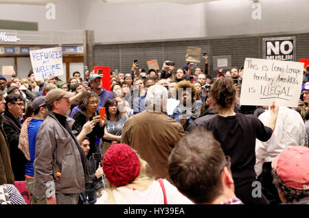 Divieto di viaggio protesta all'Aeroporto Internazionale di Philadelphia Foto Stock