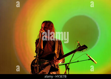 Barcellona - giu 2: Tame Impala (band psichedelica) eseguire in concerto al suono di Primavera 2016 Festival il 2 giugno 2016 a Barcellona, Spagna. Foto Stock