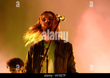 Barcellona - giu 2: Tame Impala (BAND) eseguire in concerto al suono di Primavera 2016 Festival il 2 giugno 2016 a Barcellona, Spagna. Foto Stock