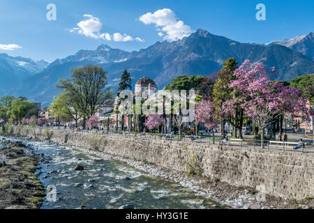 Passeggiata e Kurhaus di Merano in Val Passiria, Alto Adige, Italia, Europa Foto Stock