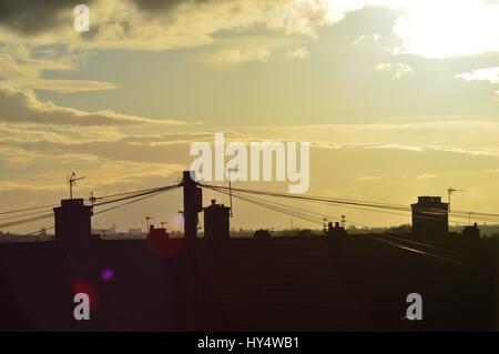 Il centro di Liverpool da Huyton al tramonto Foto Stock