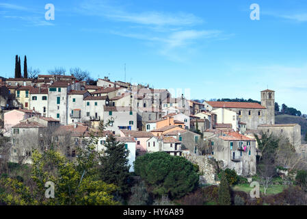 Scansano, città medievale in provincia di Grosseto, Toscana, Italia. Nota per 'Morellino', un tipo di vino Foto Stock