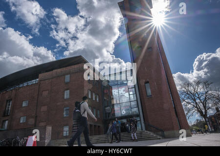 L'RSC Royal Shakespeare Company, il teatro in Stratford upon Avon Warwickshire Inghilterra Foto Stock