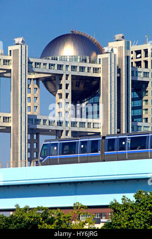 Fuji TV sede FCG edificio in Odaiba Tokyo Giappone Foto Stock
