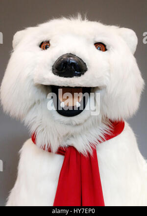 Orso polare personaggio in tutto il Negozio Coca-Cola in Las Vegas, NV, Stati Uniti d'America il 30 marzo 2017. Foto Stock