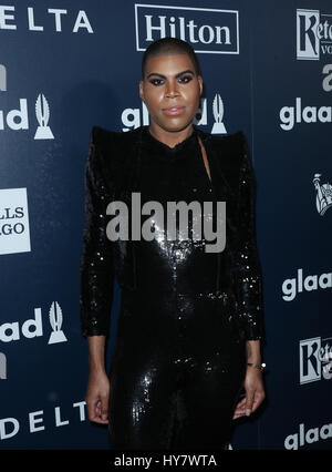 BEVELY Hills, CA - 01 Aprile: EJ Johnson, al ventottesimo annuale di GLAAD Media Awards di Los Angeles presso il Beverly Hilton Hotel In California il 01 aprile 2017. Credito: FS/MediaPunch Foto Stock