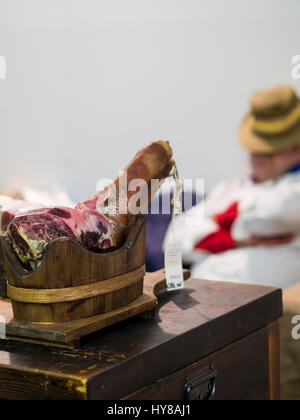 Si spegne e i produttori di salumi da re, prosciutto culatello e salumi, Re dei Salumi food festival a Parma, Italia, 1 - 3 Aprile 2017 Foto Stock