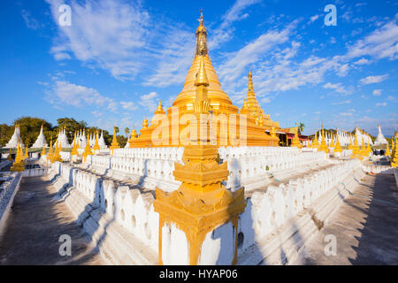 Sandamuni Paya pagoda in Mandalay MYANMAR Birmania Foto Stock