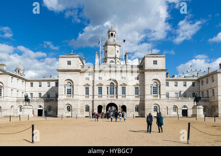 Horse Guards edificio dalla sfilata delle Guardie a Cavallo, Westminster, London, England, Regno Unito Foto Stock