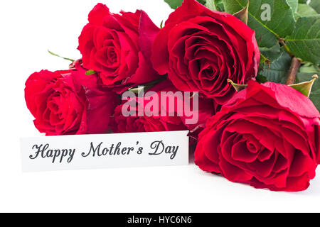 Felice Festa della Mamma, biglietto di auguri, con bouquet di rose rosse su sfondo bianco. Foto Stock