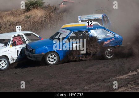Gare su terreni accidentati, ogni anno si tengono presso l'ex terreno di prova 'DSU-25', Rostov-on-Don, in Russia, in tempi diversi, auto, moto, auto- Foto Stock