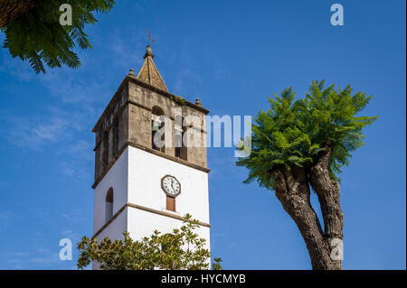 Vecchia torre campanaria di Icod de los Vinos Foto Stock