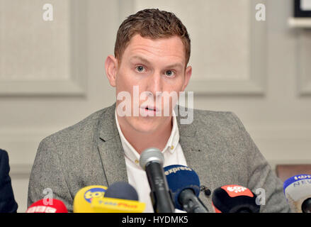 John McAreavey, vedovo di assassinati sposi in viaggio di nozze Michaela McAreavey, durante una conferenza stampa presso il Labourdonnais Hotel in Port Louis, Mauritius. Foto Stock