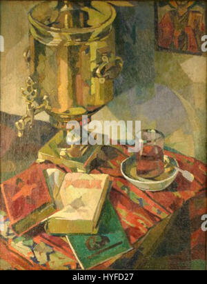 Il "Samovarul" di Nadia Bulighin cattura il significato intimo e culturale del samovar, una tradizionale urna da tè russa. L'opera riflette il ruolo del samovar nella vita sociale e culturale russa, in particolare il suo posto nelle riunioni familiari e nei rituali comunali. Foto Stock