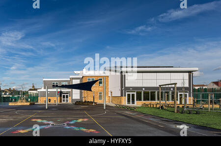 Beaconsfield scuola primaria a Southall, Londra. Foto Stock