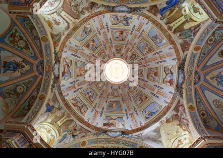 Francia, Savoie (73), Peisey-Nancroix, Chapelle des Vernettes // Francia, Savoie, Peisey Nancroix, cappella di Vernettes, all'interno barocco, la cupola Foto Stock