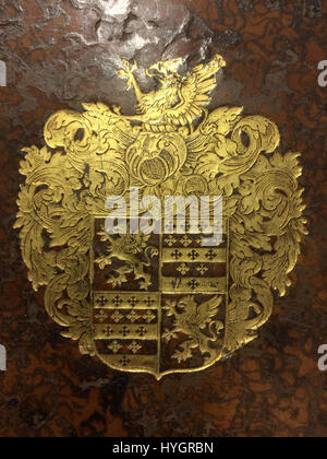 L'Hesselin Supralibros si riferisce a un tipo di rilegatura o copertina ornamentale, spesso associata a libri antichi o di valore. Mette in risalto l'artigianato e il design nelle pratiche storiche di legatoria. Foto Stock