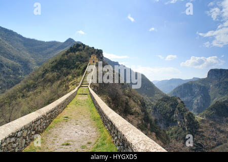 Francia, Alpes-Maritimes (06), Sospel, cappella Notre-Dame-de-la-Menour // Francia, Alpes Maritimes, Sospel, cappella Notre Dame de la Menour Foto Stock