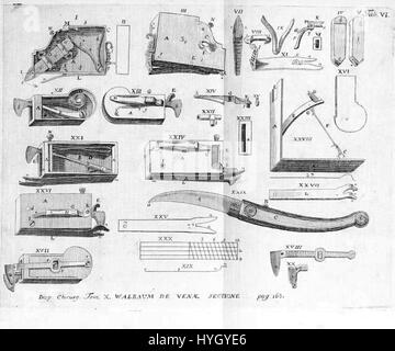 Questa immagine dell'inizio del XX secolo dello Strandweg in Abbazia (ora Abbazia, Croazia) cattura una storica passeggiata costiera. La scena riflette la popolarità della regione come località balneare durante il periodo austro-ungarico, conosciuta per la sua bellezza paesaggistica. Foto Stock