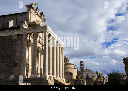 Antichi templi e nelle chiese lungo la "Via Sacra" (Via Sacra) nel Foro Romano Foto Stock