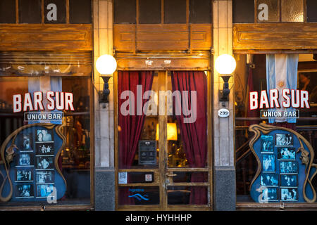Il famoso Bar Sur, un tango club nel quartiere di San Telmo. Buenos Aires, Argentina. Foto Stock
