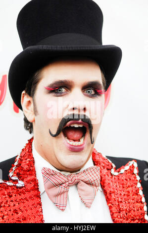 Perez Hilton frequentando Katy Perry cd release party al Capitol Records su Giugno 17, 2008 a Hollywood. Foto Stock