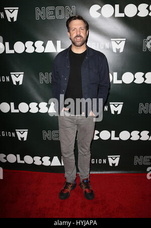 Los Angeles, Ca, Stati Uniti d'America. 04 apr, 2017. Jason Sudeikis, a Premiere di neon di 'Colossal' alla vista teatro In California il 04 aprile 2017. Credito: Fs/media/punzone Alamy Live News Foto Stock