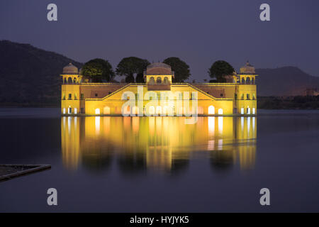 Jal Mahal der Wasserpalast, Jaipur, Rajasthan, Indien Foto Stock