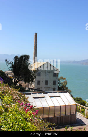 L'isola prigione di Alcatraz. La prigione è stata la patria di alcuni dei più noti criminali del loro giorno; vale a dire Al Capone. Foto Stock