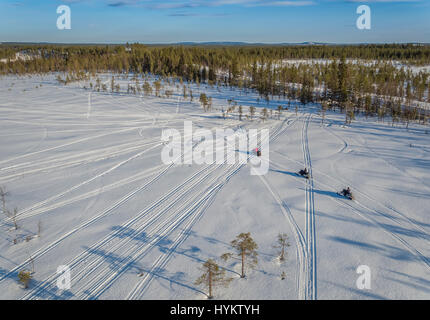 Motoslitte, Lapponia, Svezia Foto Stock