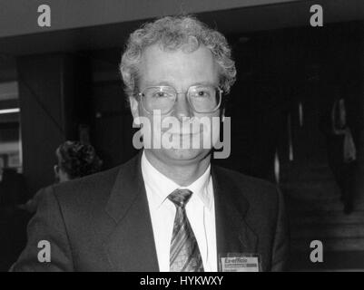 Chris Smith, partito laburista membro del Parlamento di Islington Sud e Finsbury, assiste la conferenza delle parti a Brighton, Inghilterra il 1 ottobre 1991. Foto Stock