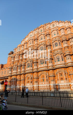 Hawa Mahal, der Palast der Winde, Jaipur, Rajasthan, Indien Foto Stock