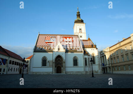 San Marco chiesa costruita nel XIII secolo a Zagabria, Croazia- a tre navate chiesa romanica che conserva ancora gran parte della sua forma originale. Foto Stock