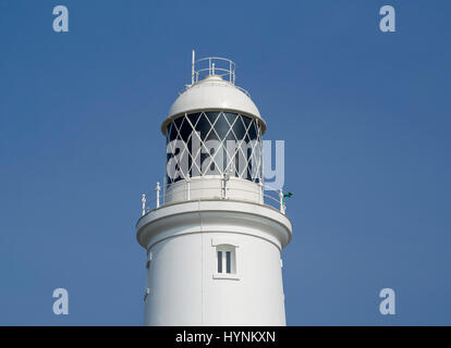 Portland Bill Lighthouse sezione superiore che mostra il balcone e la lanterna di windows Foto Stock