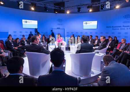 Buenos Aires, Argentina. 6 apr, 2017. 6 aprile 2017 - Buenos Aires, Argentina - Carolina Stanley, Ministro dello Sviluppo Sociale dell'Argentina durante il 2017 Forum Economico Mondiale in America Latina 2017 Credit: Maximiliano Javier Ramos/ZUMA filo/Alamy Live News Foto Stock