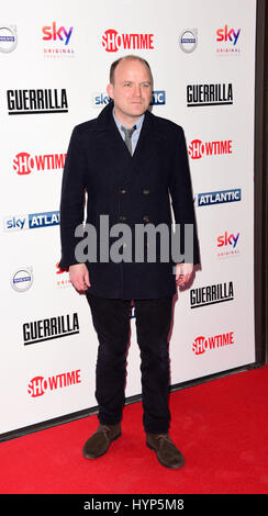 Londra, Regno Unito. 06 apr, 2017. Rory Kinnear frequentando il Regno Unito Premiere di guerrilla al Curzon Bloomsbury Londra giovedì 6 aprile 2017. Credito: Peter Phillips/Alamy Live News Foto Stock