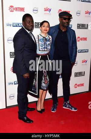 Londra, Regno Unito. 06 apr, 2017. Babou Ceesay, Freida Pinto, Idris Elba frequentando il Regno Unito Premiere di guerrilla al Curzon Bloomsbury Londra giovedì 6 aprile 2017. Credito: Peter Phillips/Alamy Live News Foto Stock