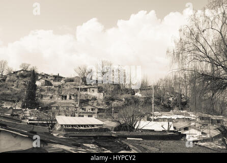 Vista dell'ultimo povero borgo collinare chiamato Villaggio Baeksa(104 città o villaggio 104) a Seul, in Corea. Foto Stock