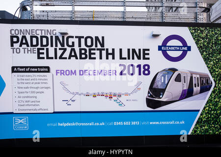 La stazione ferroviaria di Paddington ottenere pronto per il progetto Crossrail la linea di Elizabeth, Londra, Inghilterra, Regno Unito Foto Stock