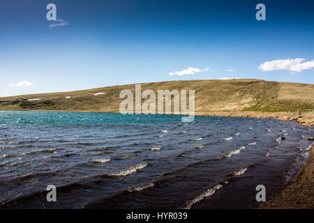 Lago vulcanico di la Godivelle, Puy de Dome, Auvergne Francia, Europa Foto Stock