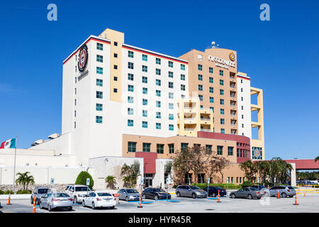 Miami, FL, Stati Uniti d'America - 15 Marzo 2017: Miccosukee Indian Casino e Resort Hotel si trova presso il sentiero Tamiami per voli a ovest di Miami. Florida, Stati Uniti Foto Stock